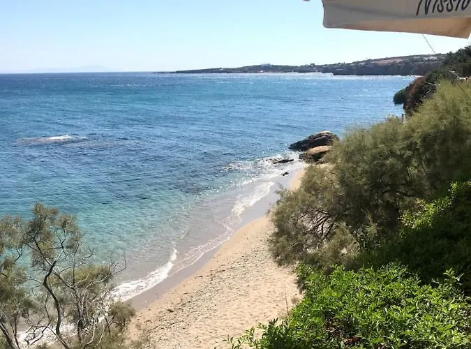 Ξενοδοχείο με διαμερίσματα νησιώτικο 3*