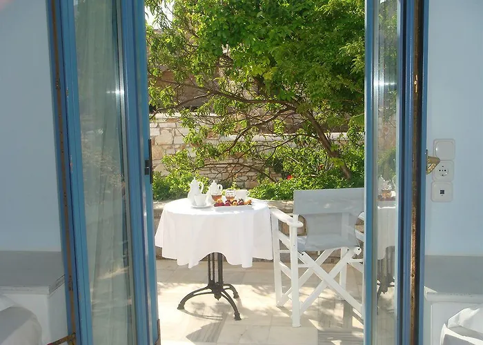 νησιώτικο Ξενοδοχείο με διαμερίσματα 3*