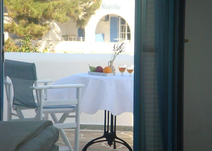 νησιώτικο Ξενοδοχείο με διαμερίσματα Δρυός